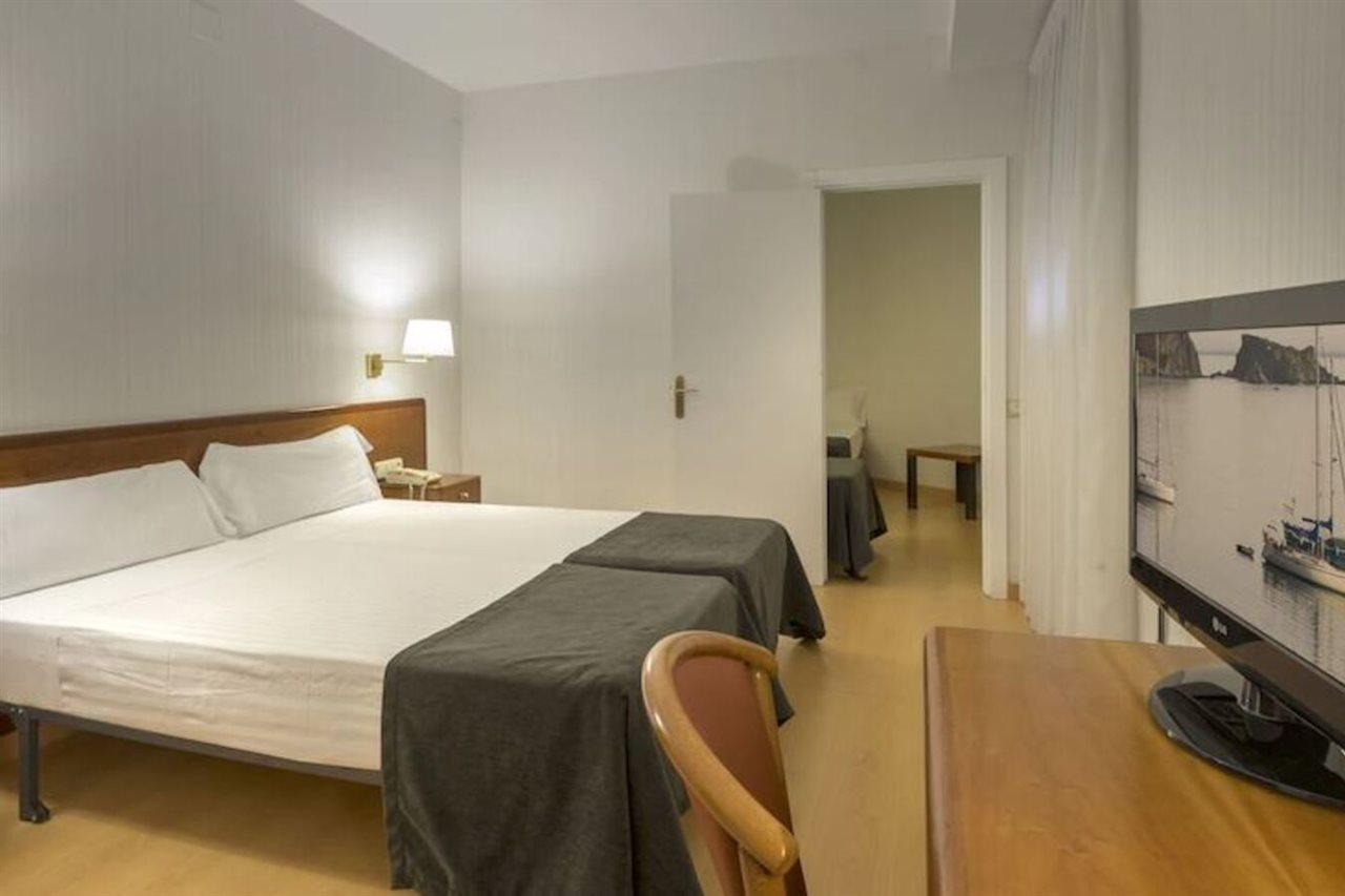 ז'ירונה Hotel Ultonia מראה חיצוני תמונה