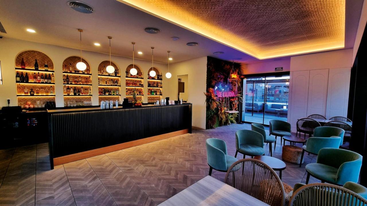 ז'ירונה Hotel Ultonia מראה חיצוני תמונה