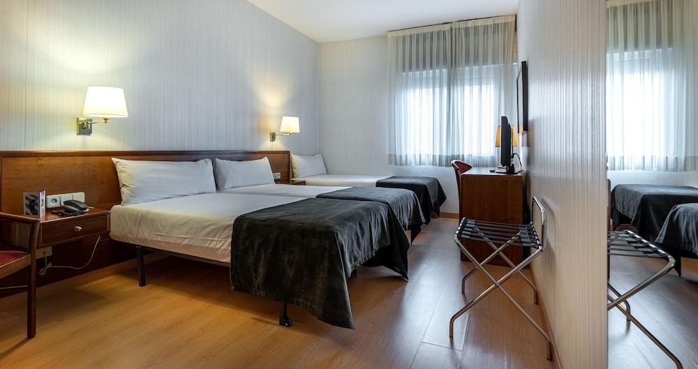 ז'ירונה Hotel Ultonia מראה חיצוני תמונה