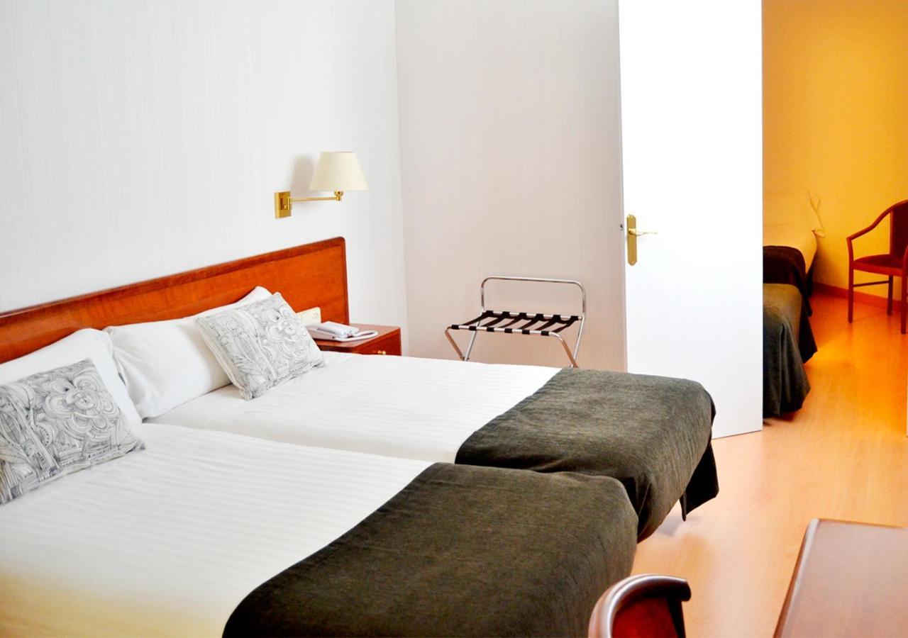 ז'ירונה Hotel Ultonia מראה חיצוני תמונה